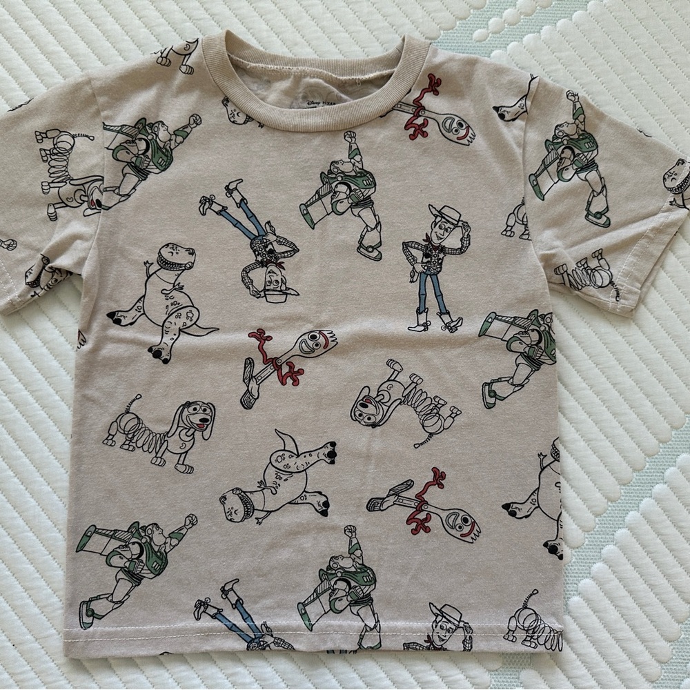 Disney Pixar Boys Size 5/6